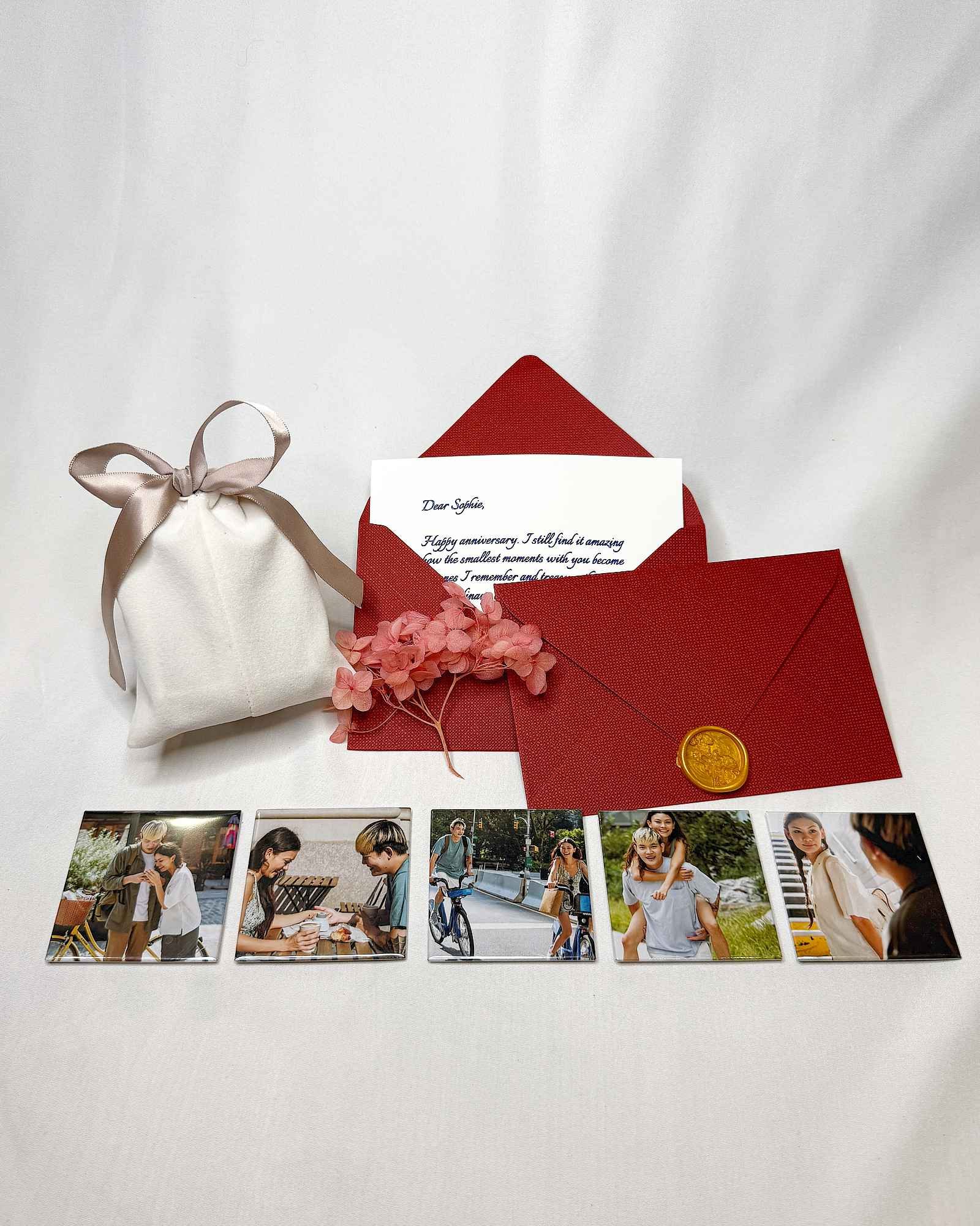 Letter & Magnet Gift Set